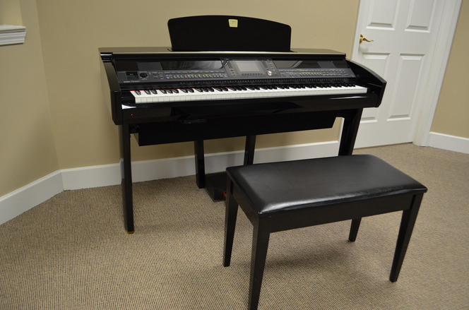 Yamaha CVP-405 Clavinova digital piano - Digital Pianos